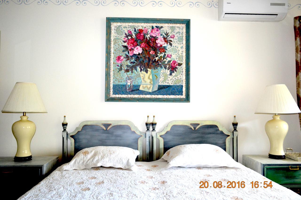 Bed and Breakfast Resedinta Rotundu à Butuceny Extérieur photo